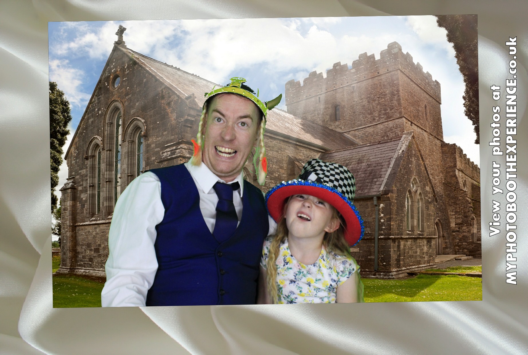 Matt & Jessie Wedding | View more photos from the event at gallery.myphotoboothexperience.co.uk/u/MyPhotoBoothExperienceLtd/Matt-Jessie-Wedding